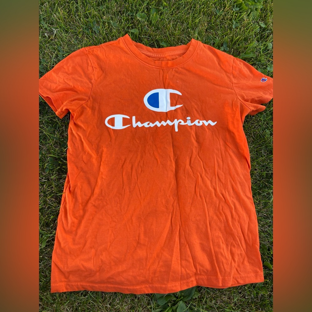 Champion -Boys sports tee